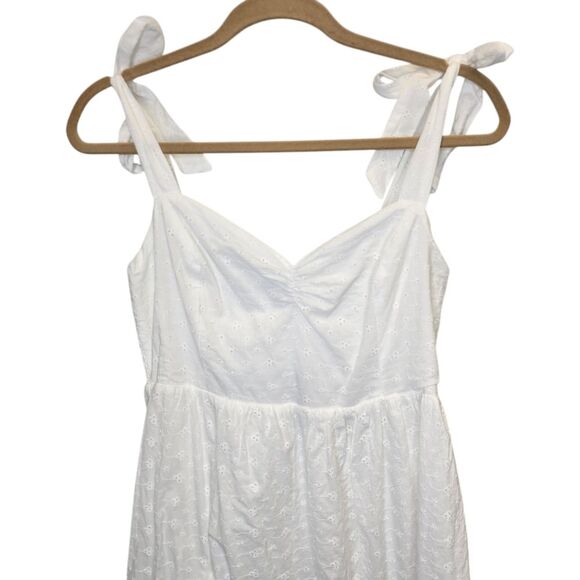 NWT Lulus Women's M Fairytale Feeling White Eyelet Tie-Strap Tiered Midi Dress - Picture 3 of 16